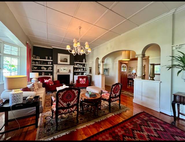 6 BEDROOM HOUSE FOR SALE IN SHORTENS COUNTRY ESTATE